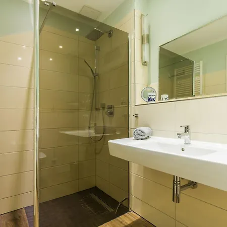 Westwind Apartment